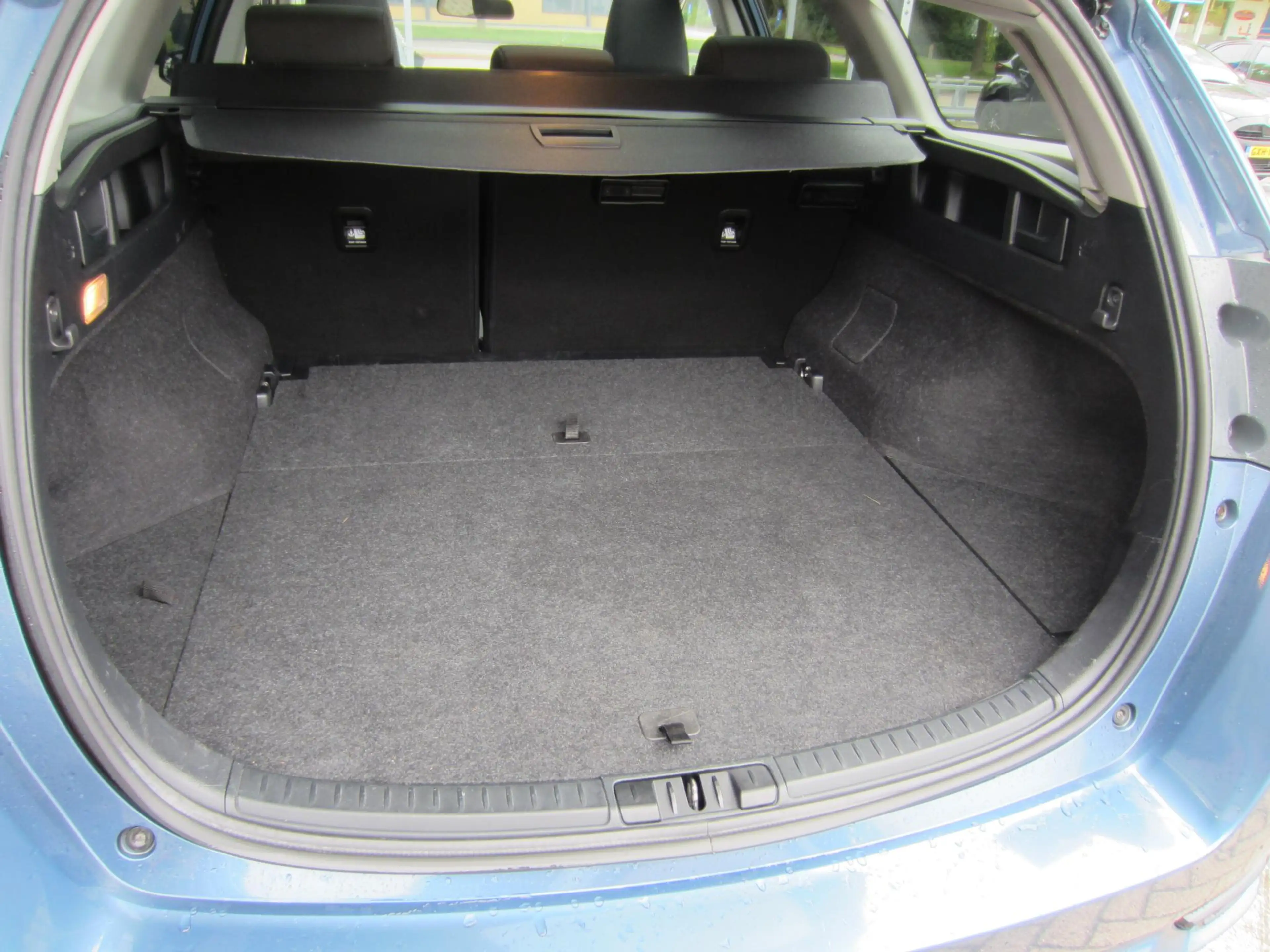 Toyota Auris Touring Sports 1.8 Hybrid Dynamic Navi Panoramadak — photo 15