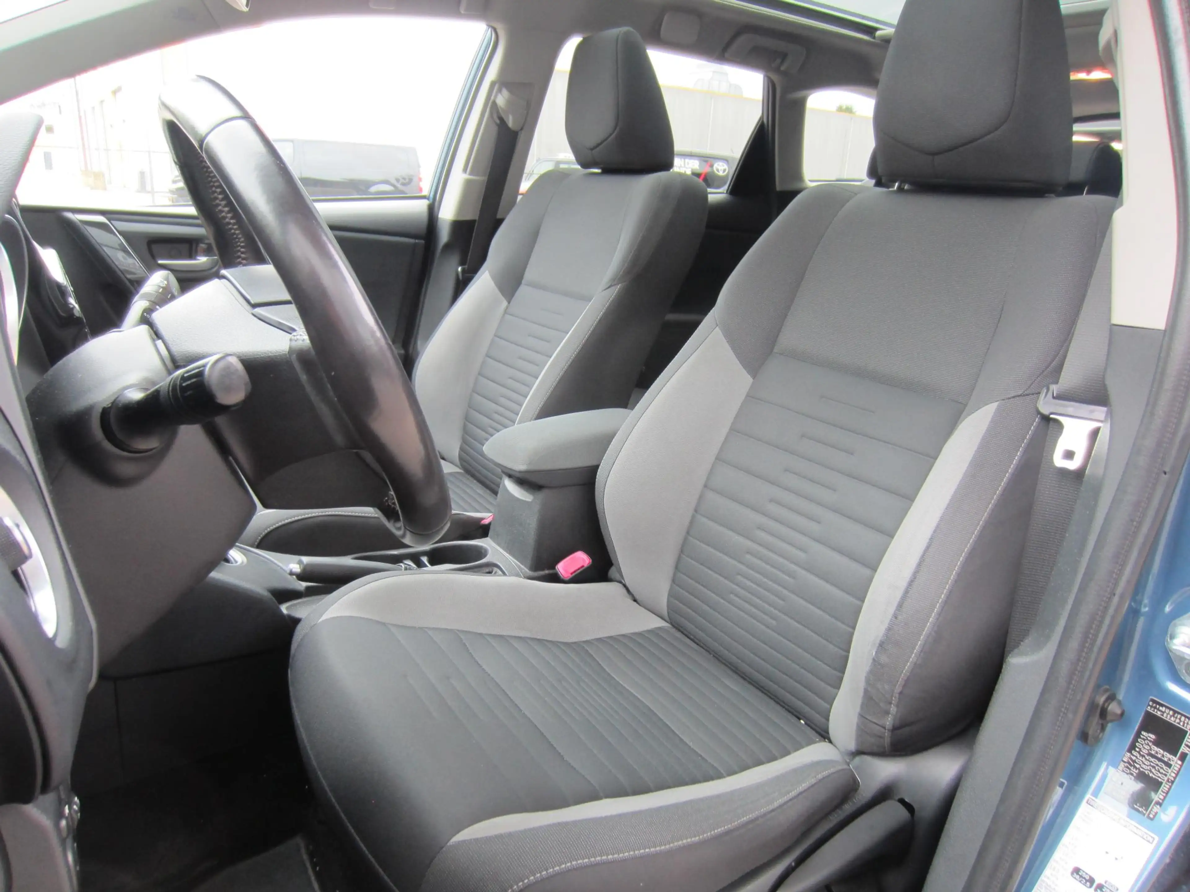 Toyota Auris Touring Sports 1.8 Hybrid Dynamic Navi Panoramadak — photo 5