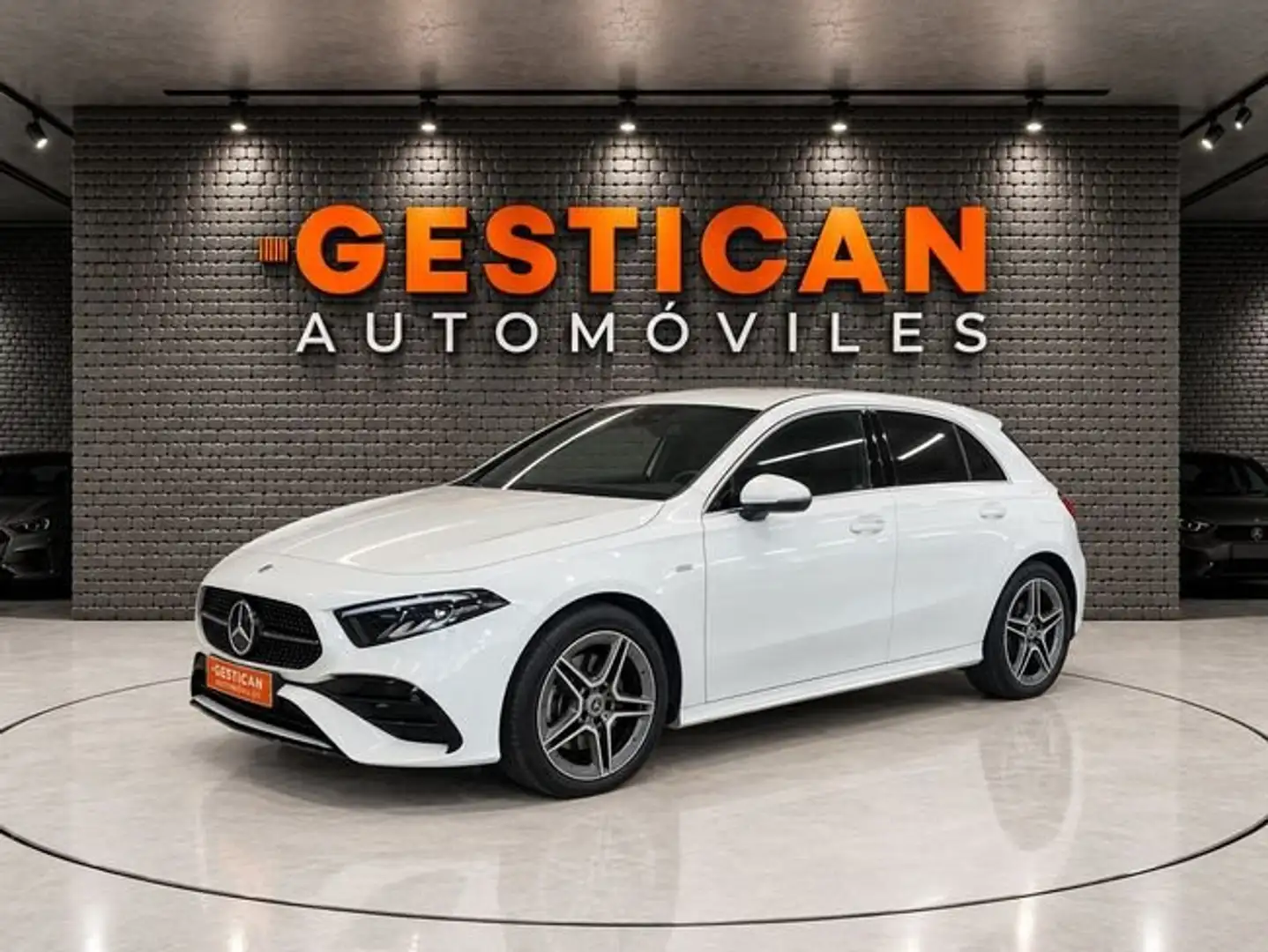 Mercedes-Benz A 250 e Blanco - 1