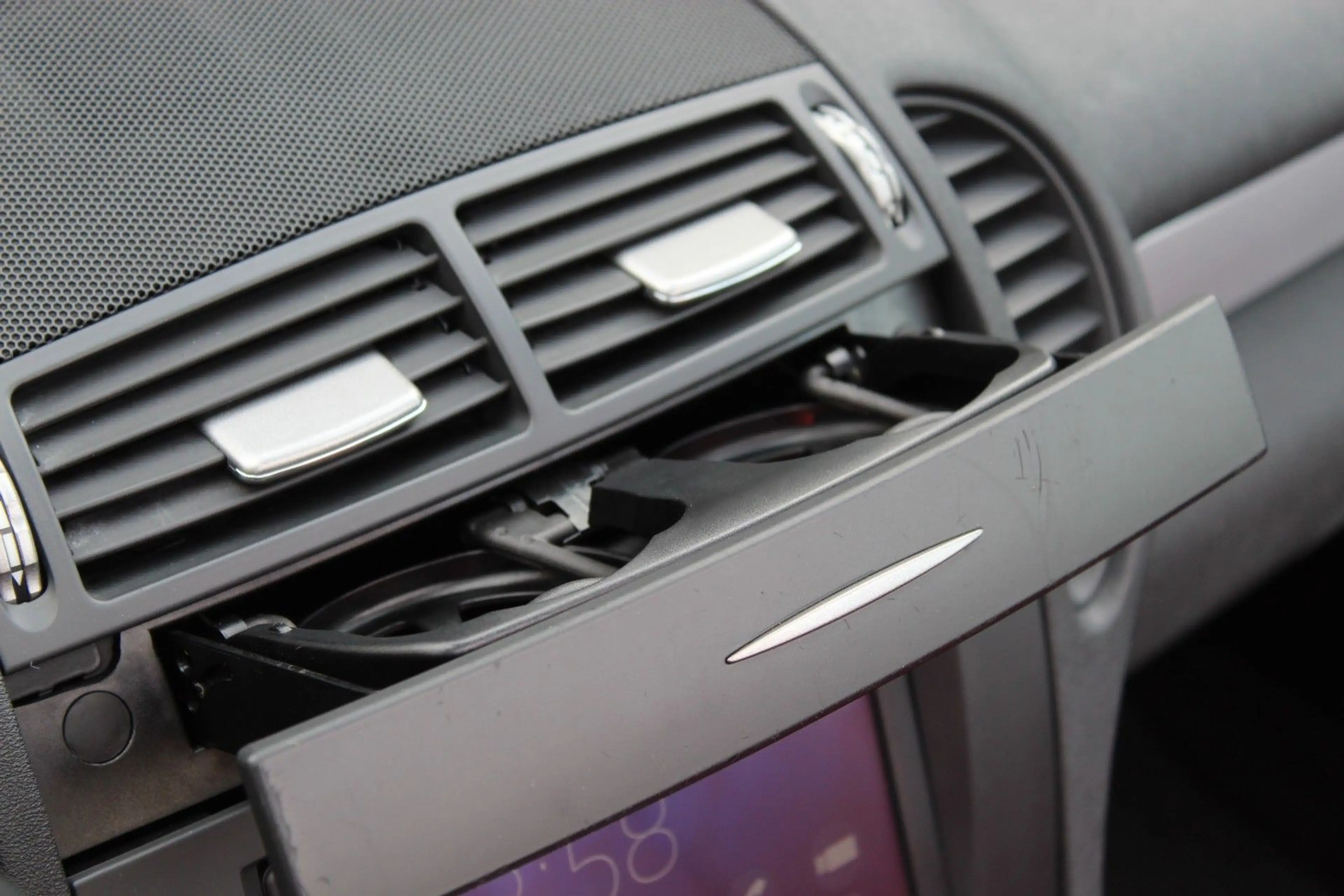 Mercedes-Benz SLK 200 Kompressor Aut, LEDER NAVI KAMERA XENON — photo 28