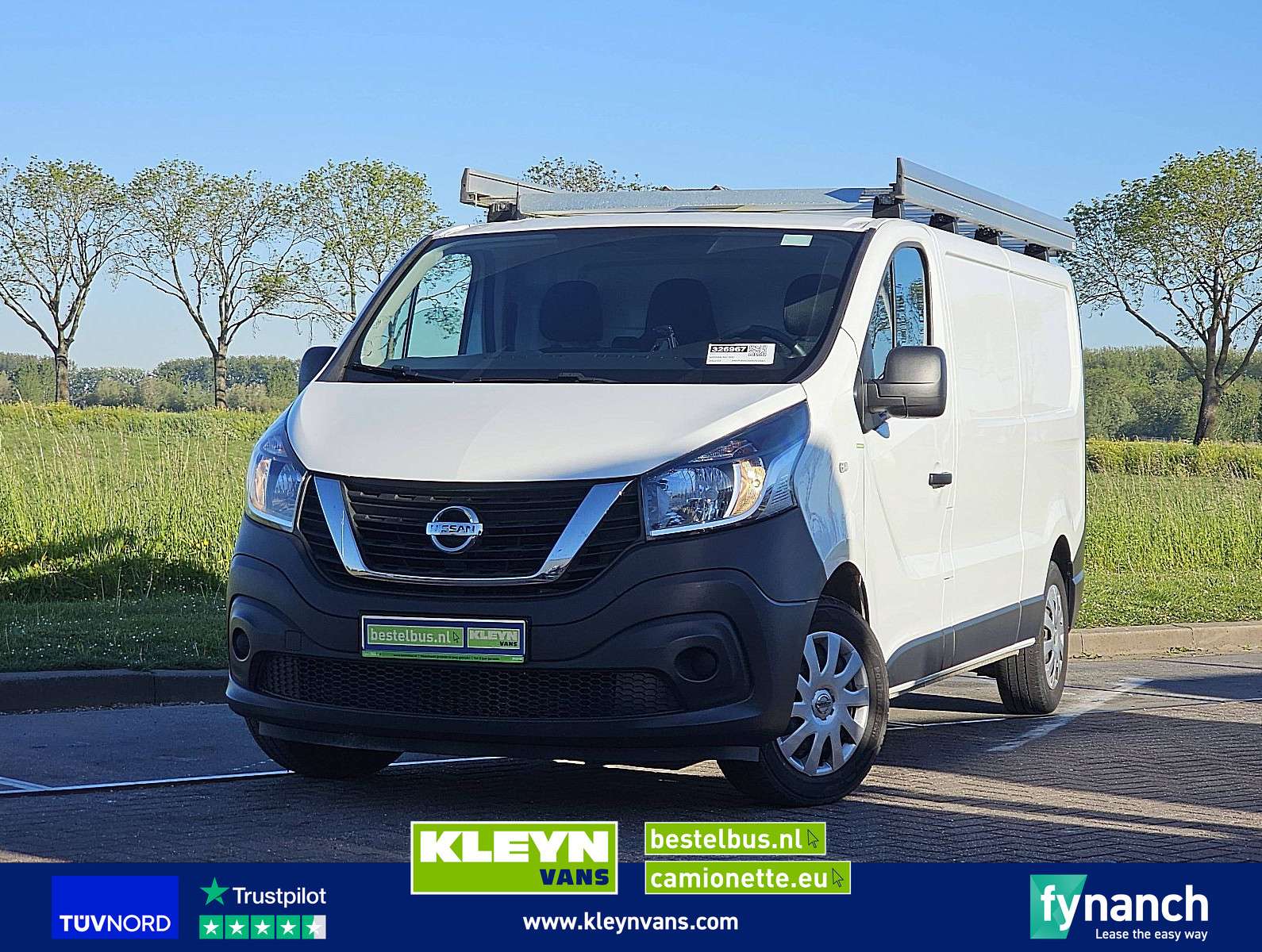 2022 Nissan NV 300