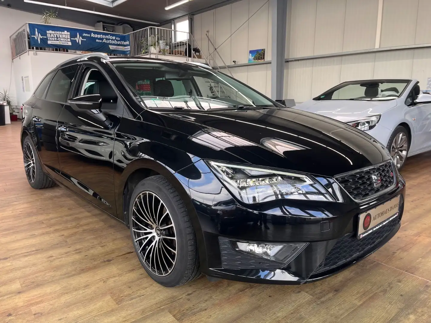 SEAT Leon ST FR 1.HAND,8-FACHBEREIFT,LED-SCHEINWERFER Noir - 1