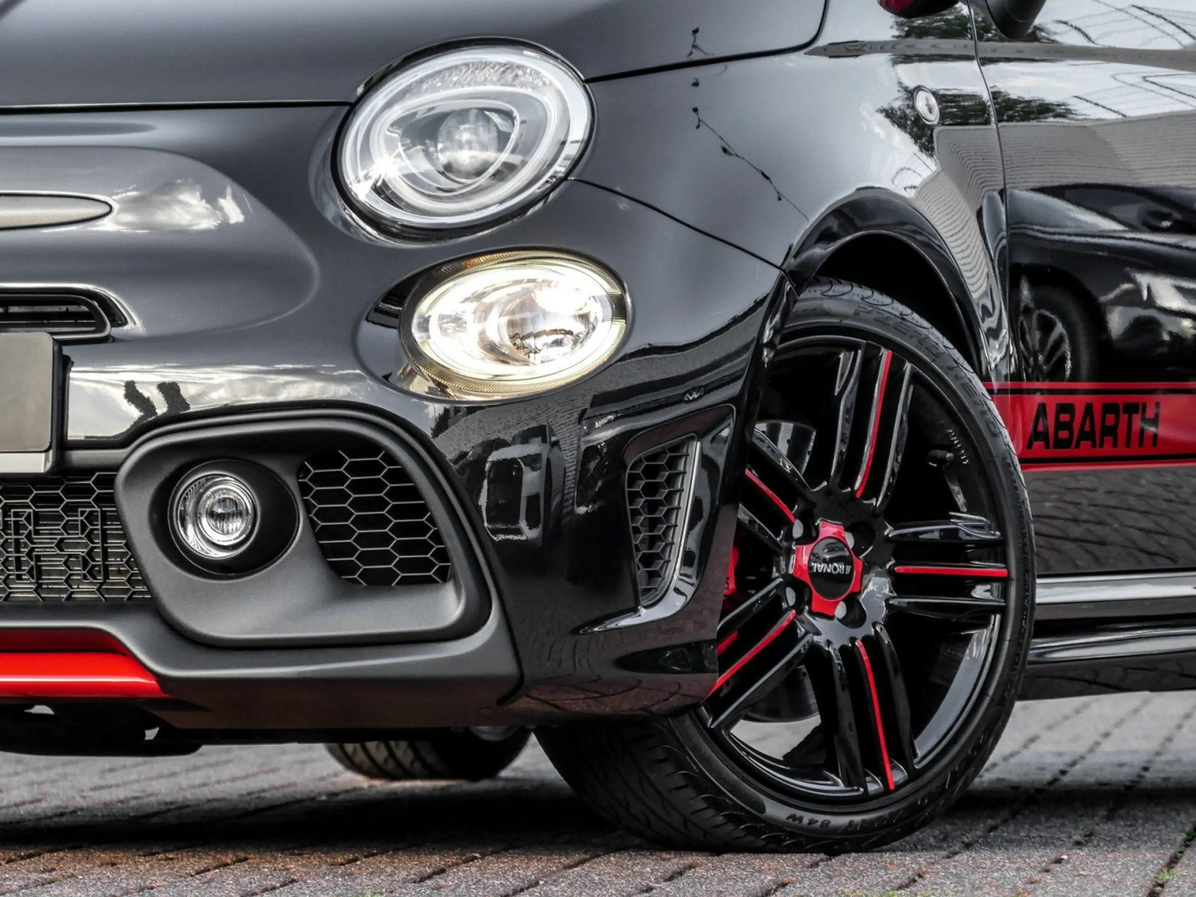 Abarth 595C Competizione Cabrio BEATS NAVI PDC Sammlerz — photo 6