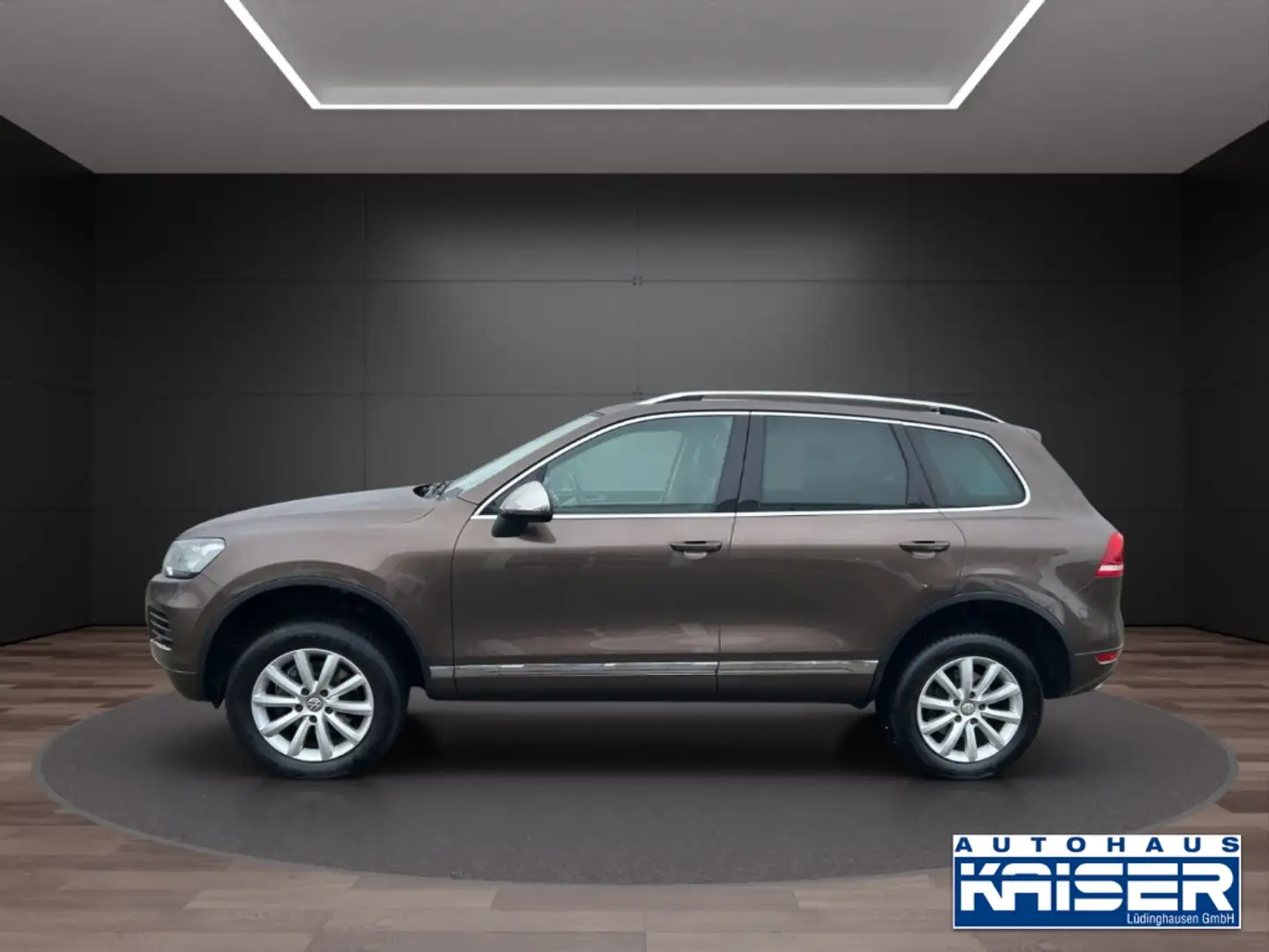 Volkswagen Touareg V6 TDI  Luftfahrwerk neu /AHK, Assistenzsystem... Braun - 2