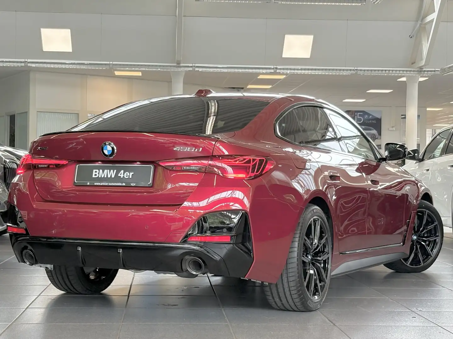 BMW 430 d xDrive M SportPro DAProf PA+ H/K Pano Червоний - 2