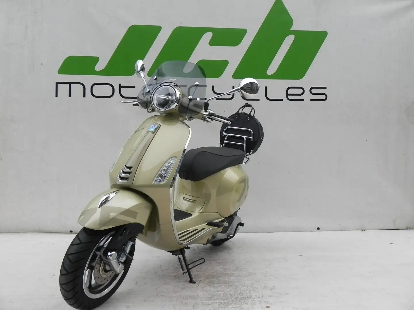 Vespa Primavera 125 ABS 75 Jahre Edition - 1