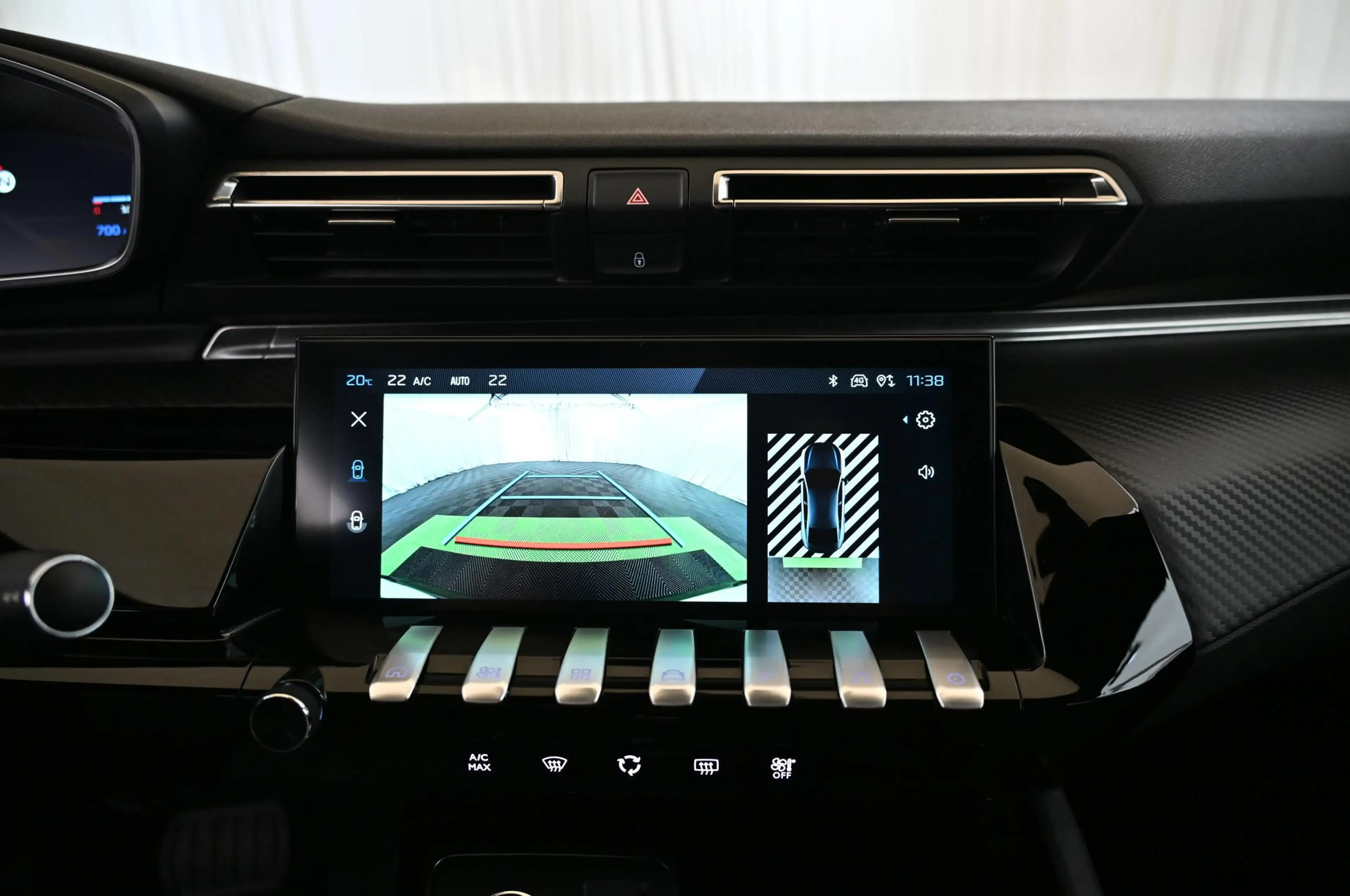 Peugeot 508 1.2 130 e-THP EAT8 Allure-Pack LED/NAVI/17 — photo 15