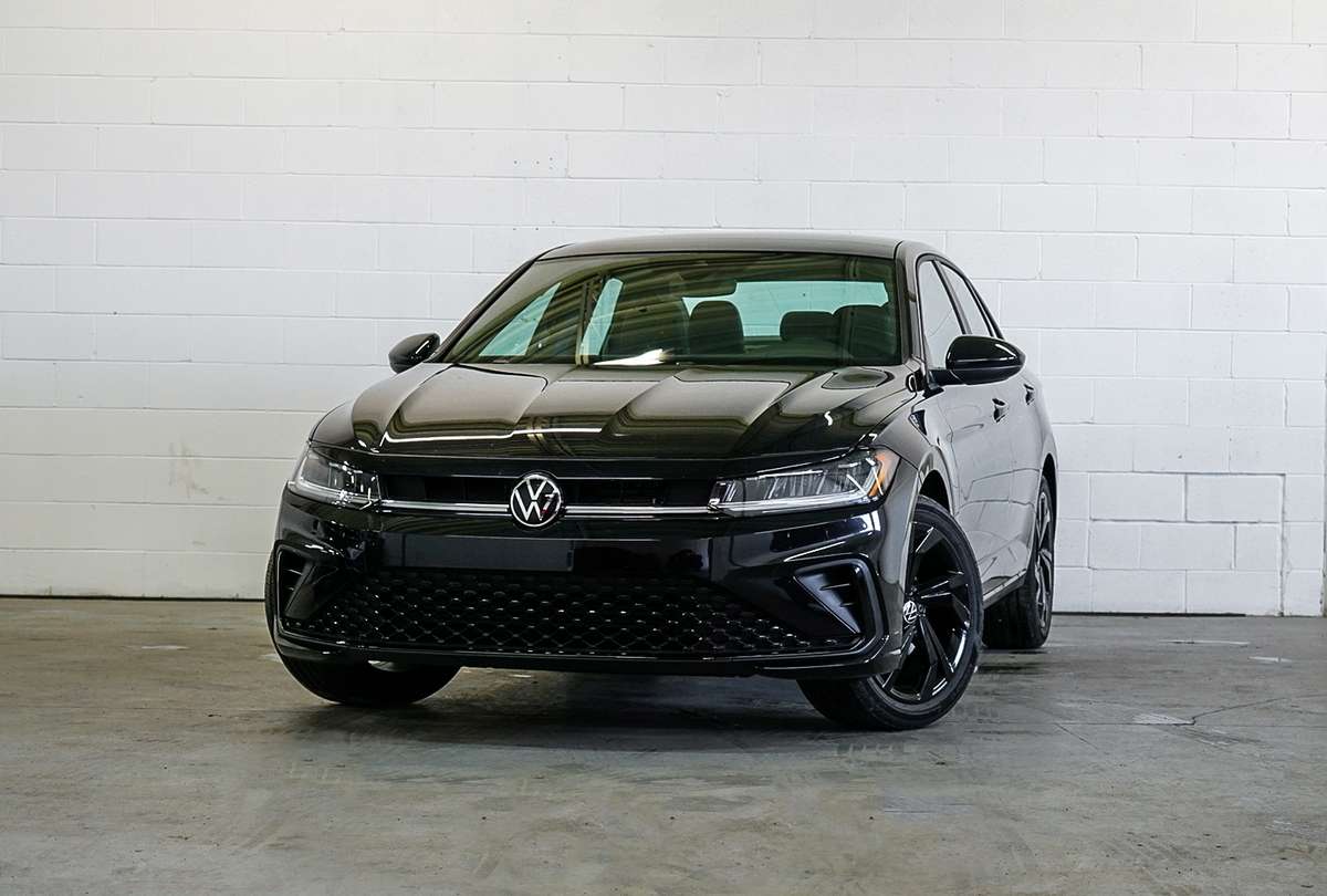 2026 Volkswagen Jetta Comfortline with Sport Package
