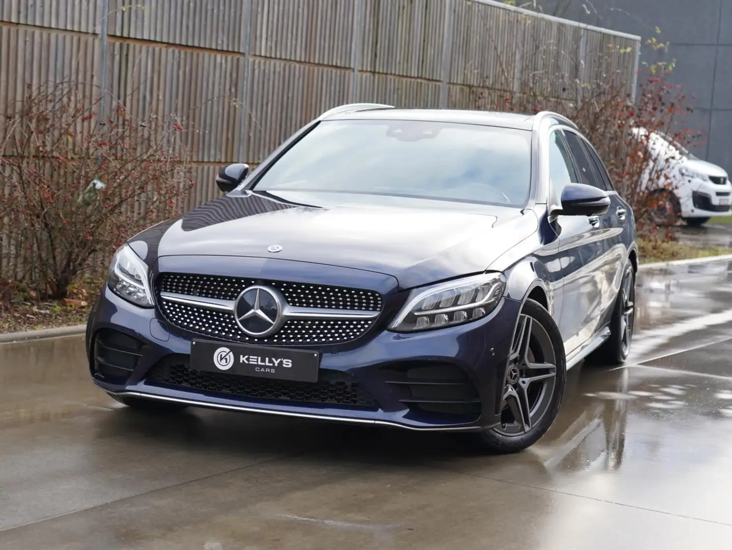 Mercedes-Benz C 200 T 9G-TRONIC AMG Line**1st owner**Pano/Trekhaak!! Blau - 1