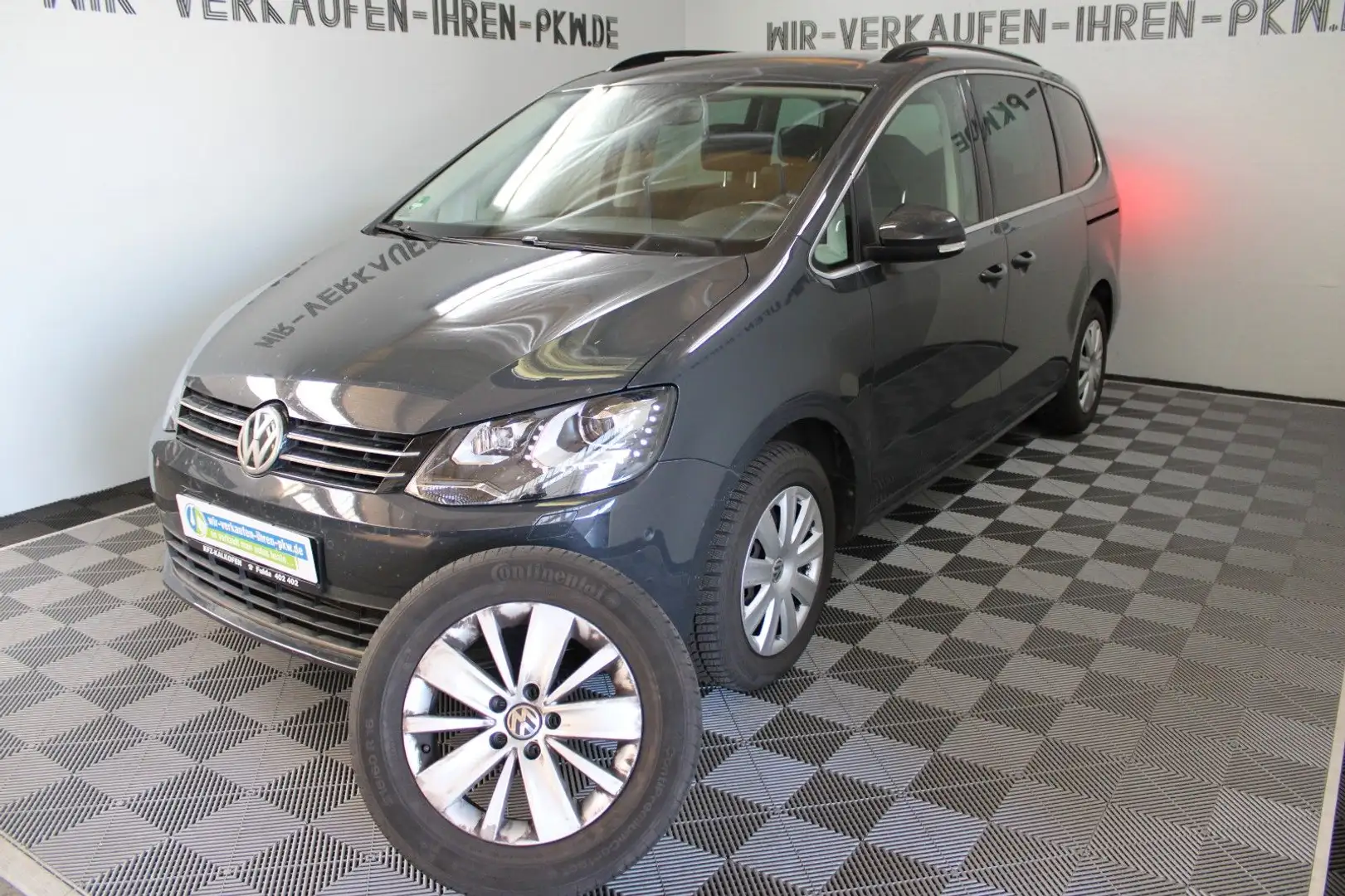 Volkswagen Sharan Comfort 2.0TDI DSG 7Sitze Grigio - 1