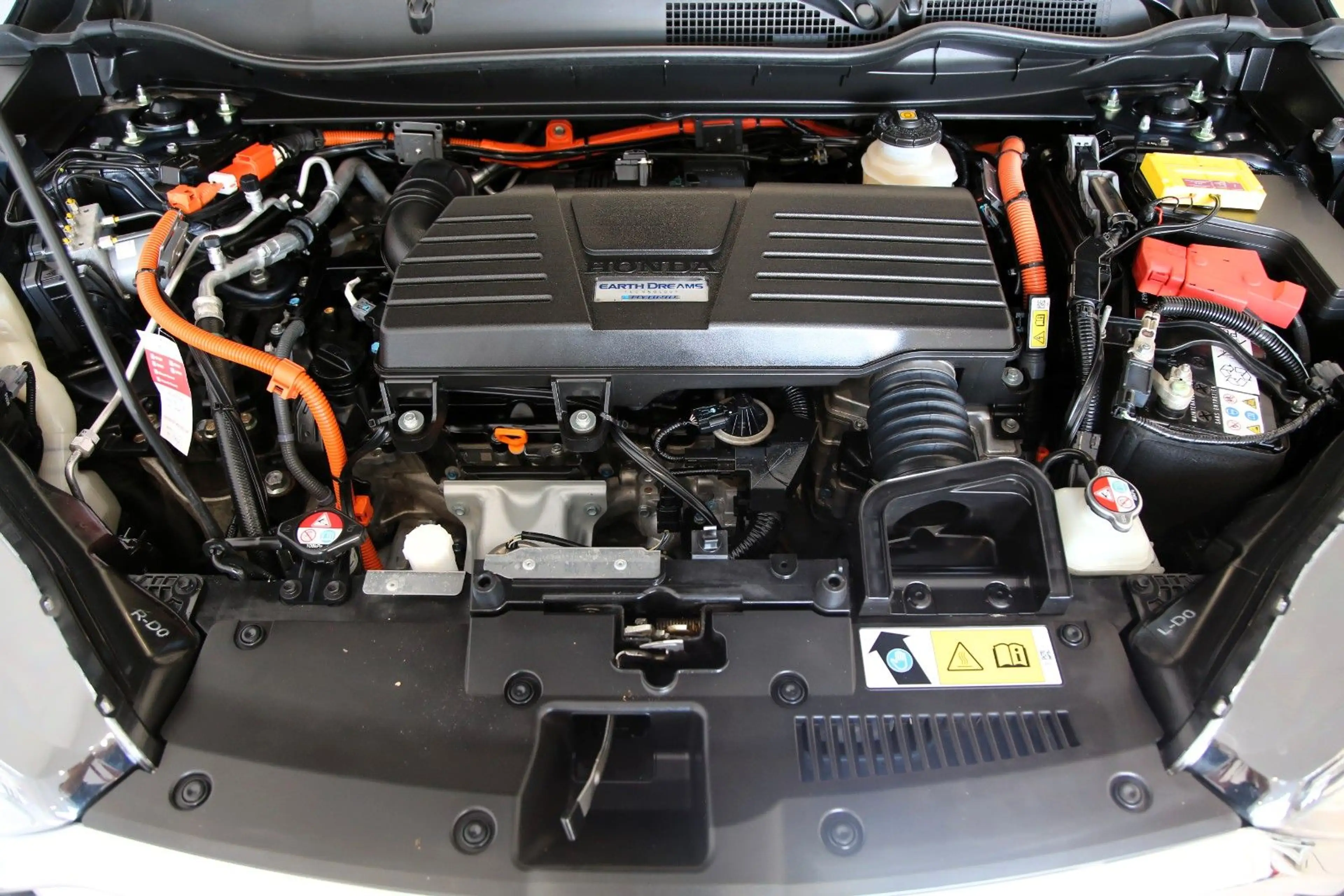 Honda CR-V 2.0 i-MMD HYBRID 4WD Elegance — photo 23