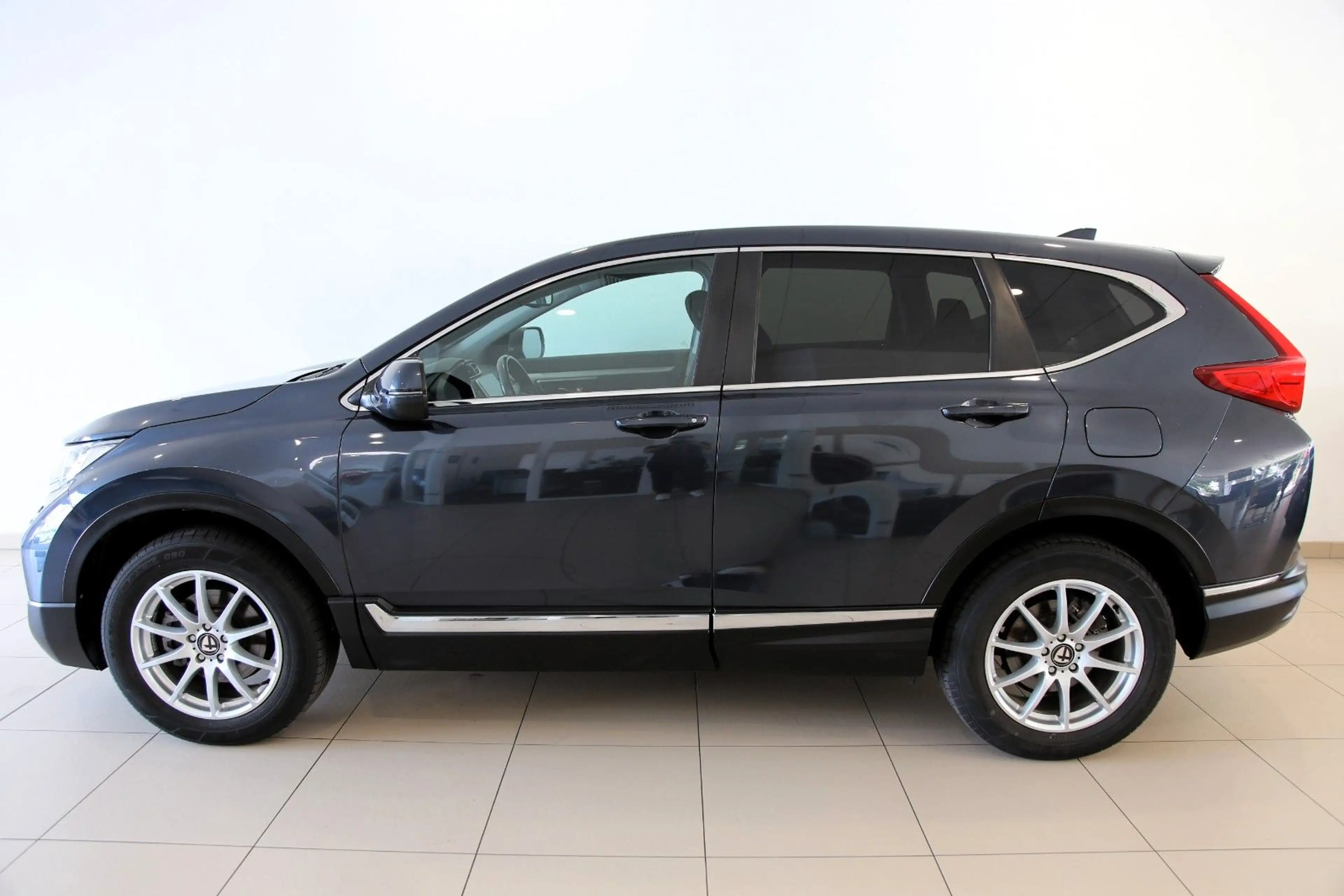 Honda CR-V 2.0 i-MMD HYBRID 4WD Elegance — photo 3