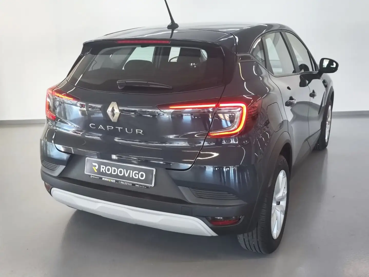 Renault Captur TCe Equilibre 67kW Bleu - 2