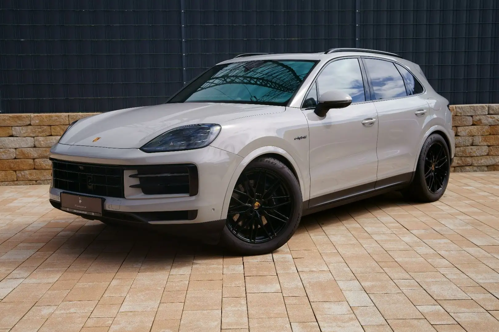 Porsche Cayenne E-Hybrid *SOFT*ACC*360*KEYLESS*MASSAGE Grau - 2