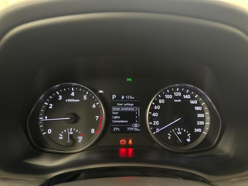 Hyundai i30 SW MHEV AT Comfort — photo 12
