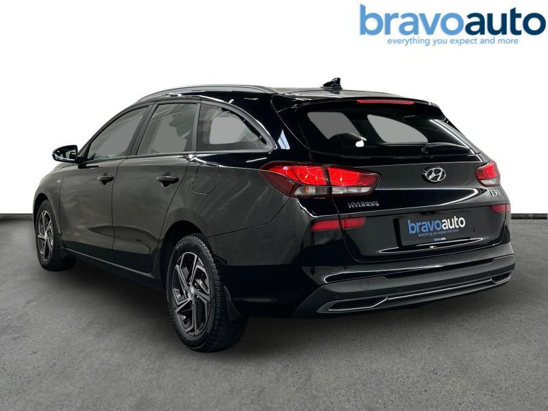 Hyundai i30 SW MHEV AT Comfort — photo 2