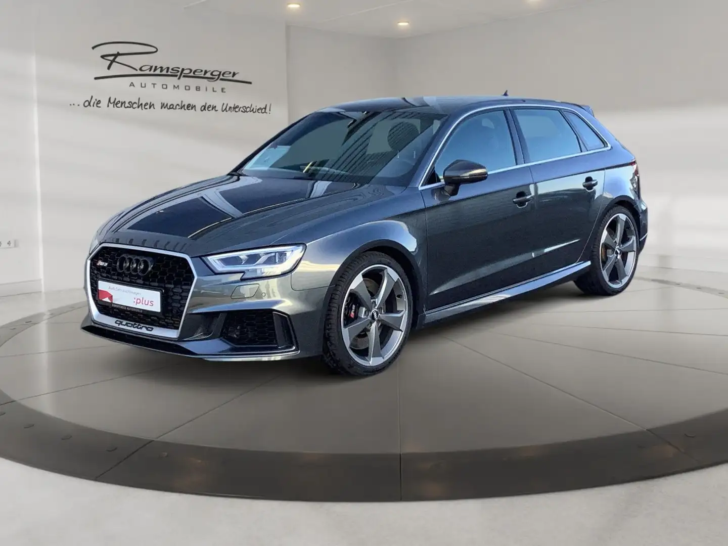 Audi RS3 2.5 TFSI quat. LED  280kmh RS-AGA Grau - 2