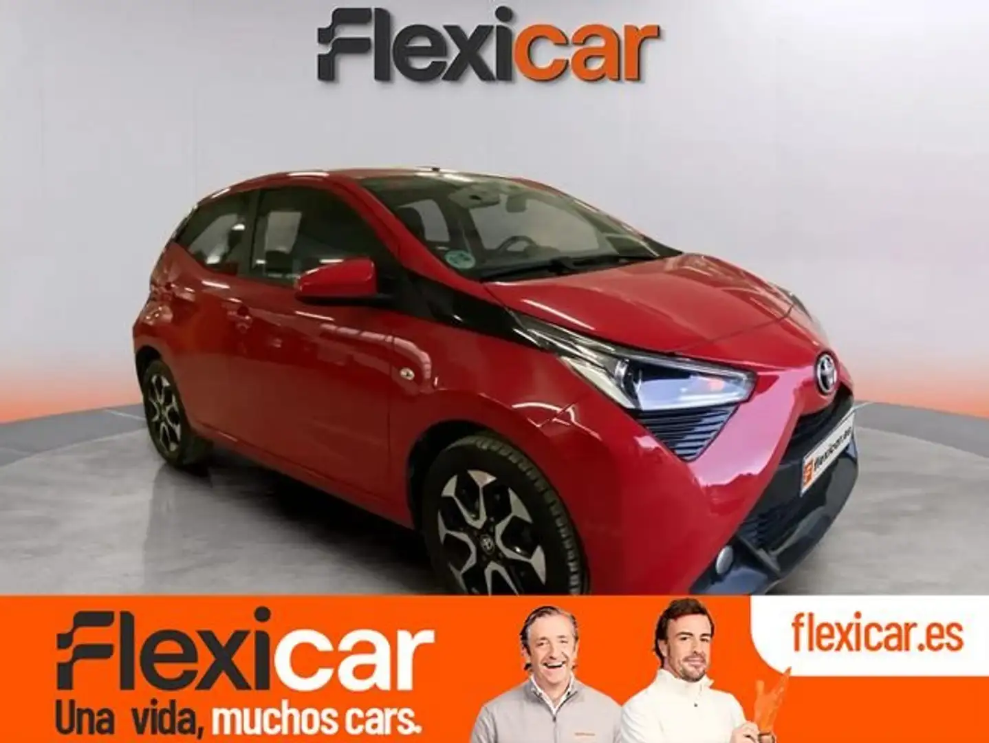 Toyota Aygo 1.0 70 x-cite Rouge - 1