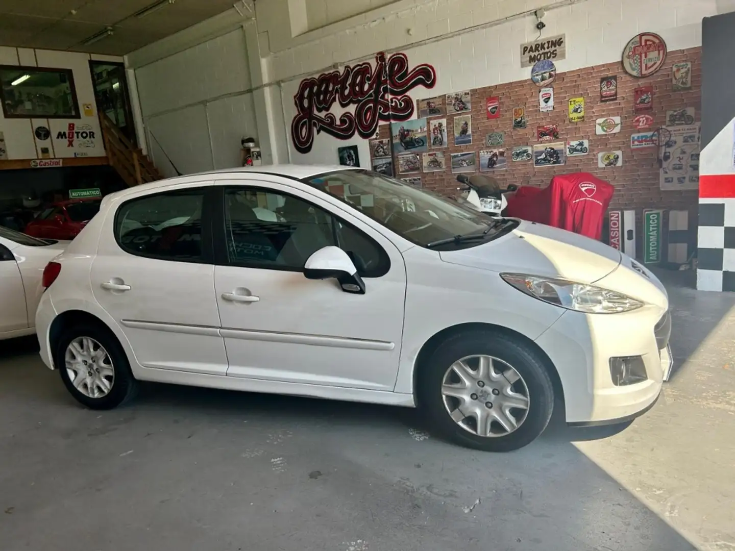 Peugeot 207 1.4HDI FAP Access Blanco - 2