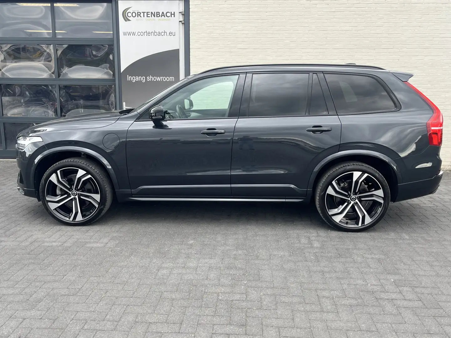 Volvo XC90 2.0 T8 Recharge AWD R-Design | Long Range | Zwenkb Gris - 2