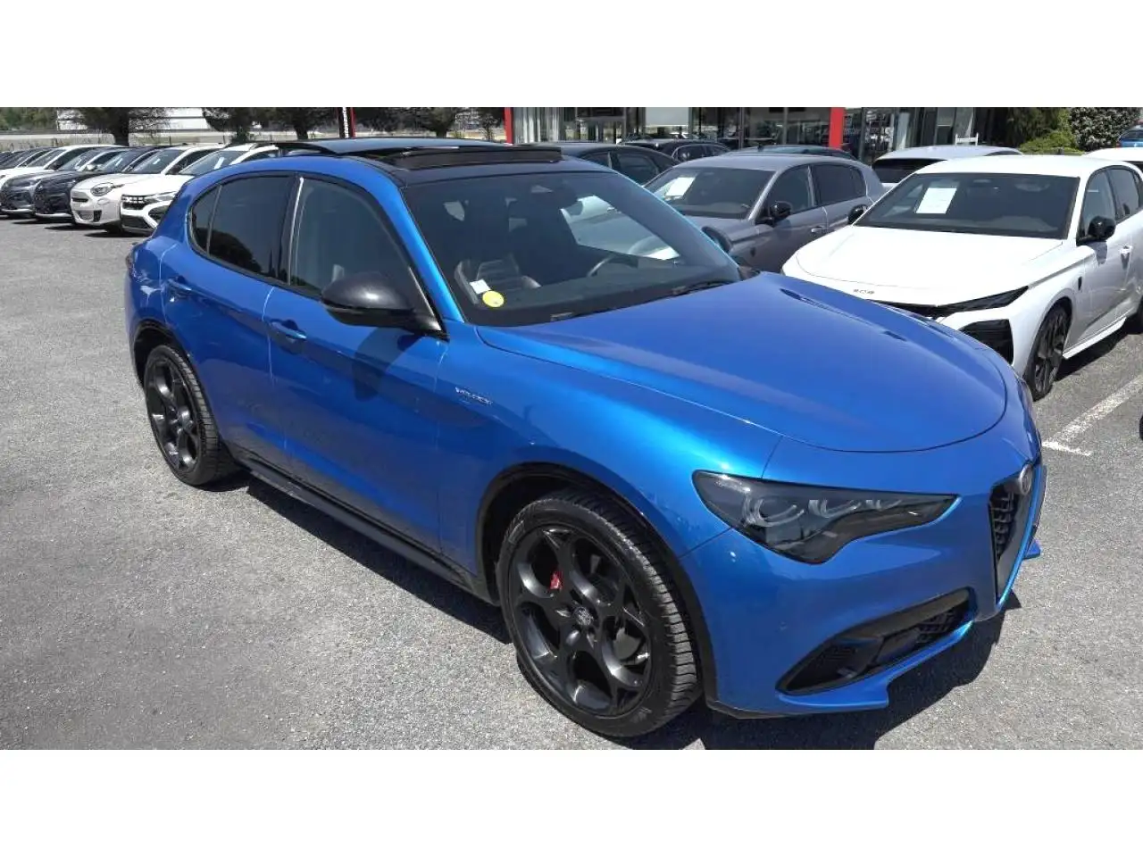 Alfa Romeo Stelvio 2024 — фото 35