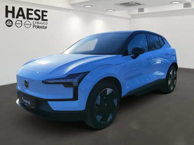 Volvo EX30 Plus Electric Single Motor Extended Range Lenkradh