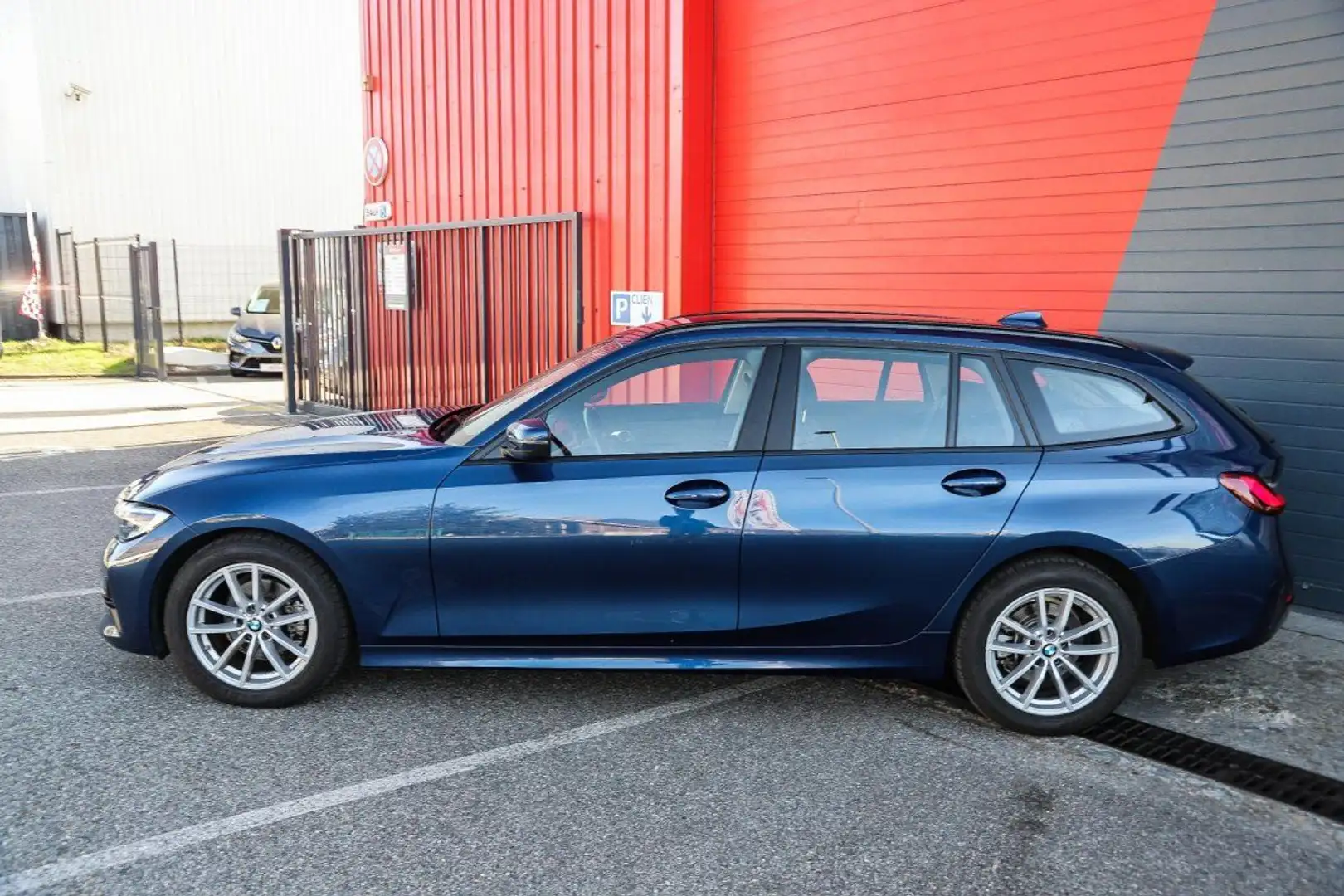 BMW 318 serie touring 318d Lounge BVA G21 BREAK CAMERA GPS Bleu - 2