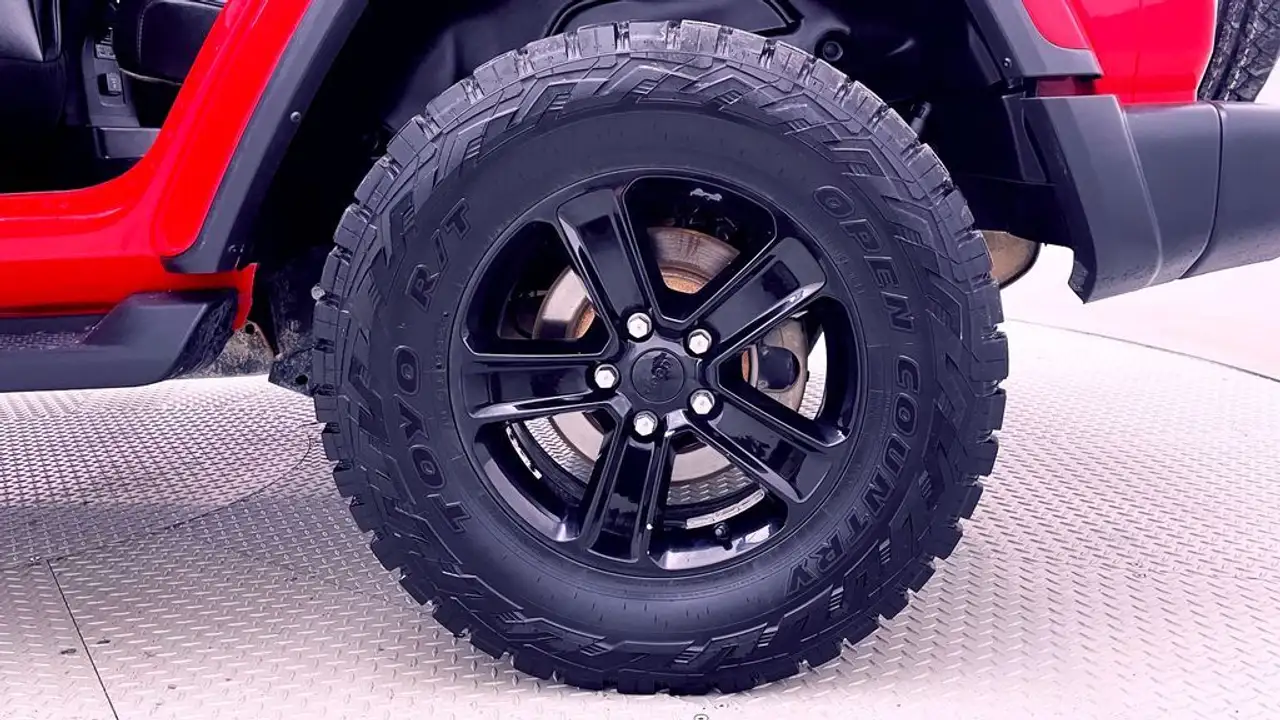 Jeep Wrangler снимка Jeep Wrangler