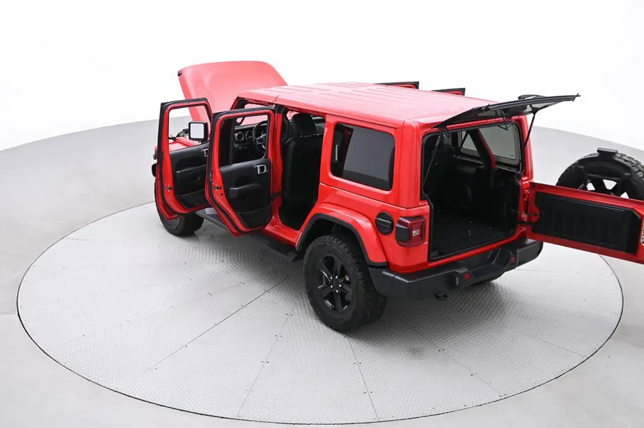 Jeep Wrangler снимка Jeep Wrangler