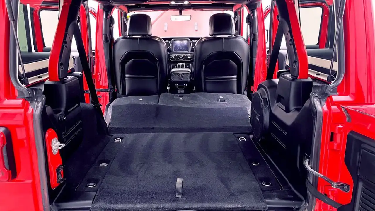 Jeep Wrangler снимка Jeep Wrangler