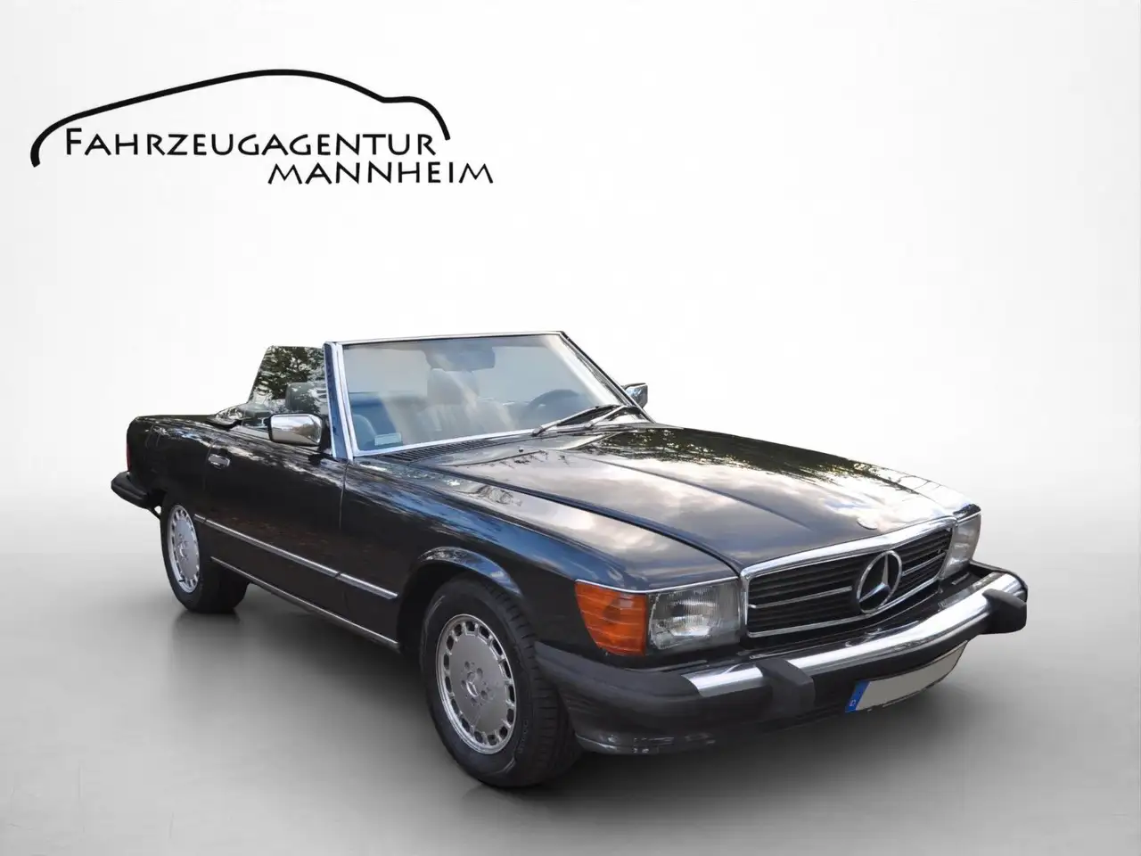 Mercedes-Benz SL 560
