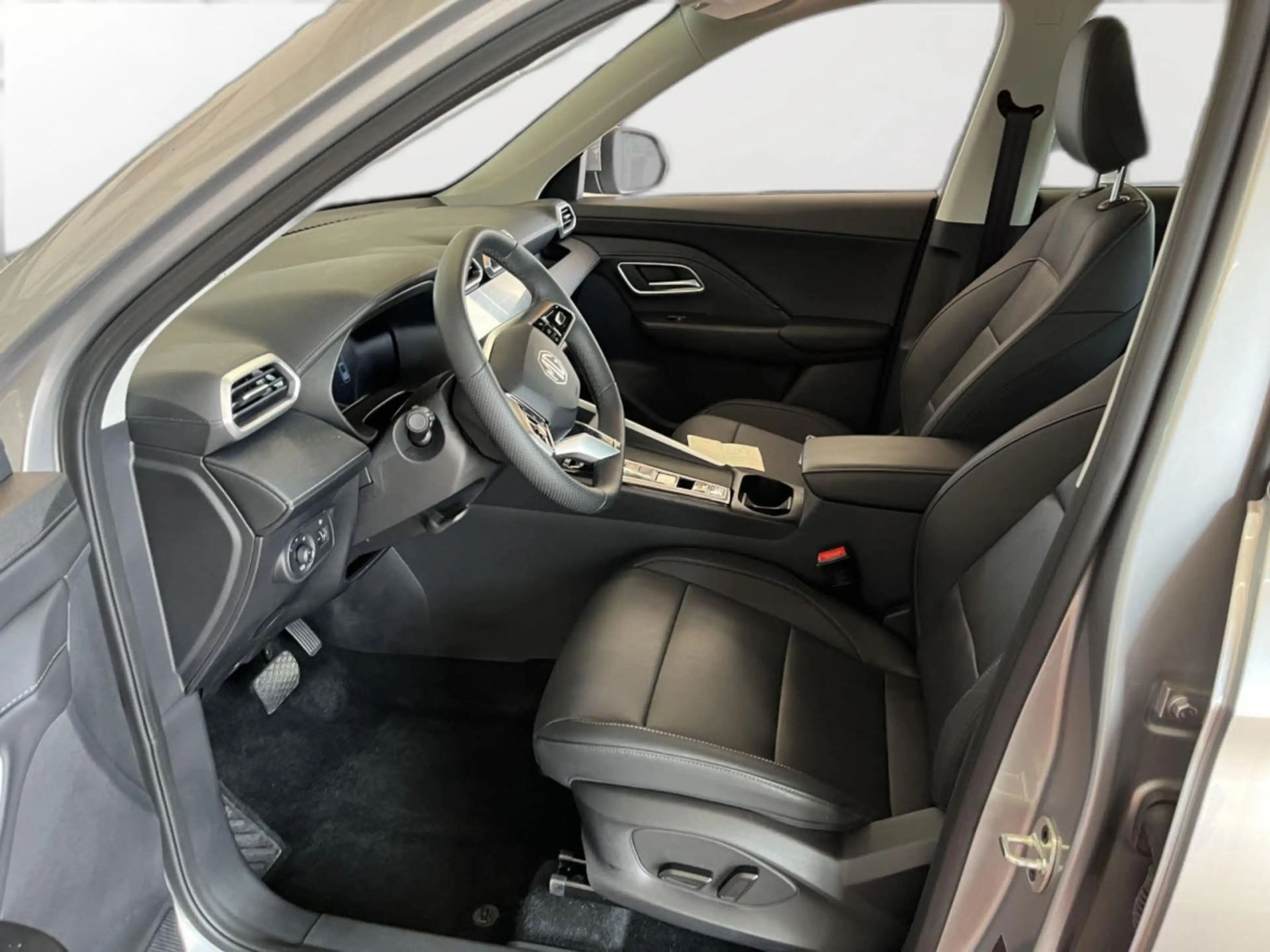 MG ZS Hybrid 145 kW Luxury 1.5 Hybrid+ 145 kW Luxur — photo 6