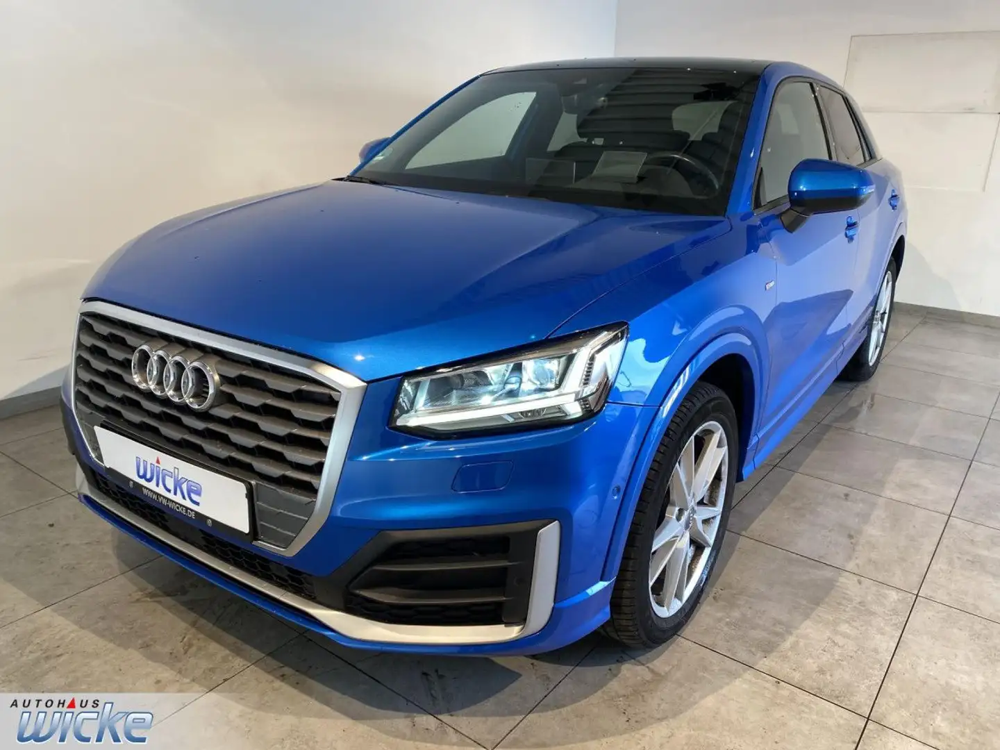Audi Q2 1.4 TFSI S tronic S Line NAVI LED KEYLESS PANO Bleu - 2