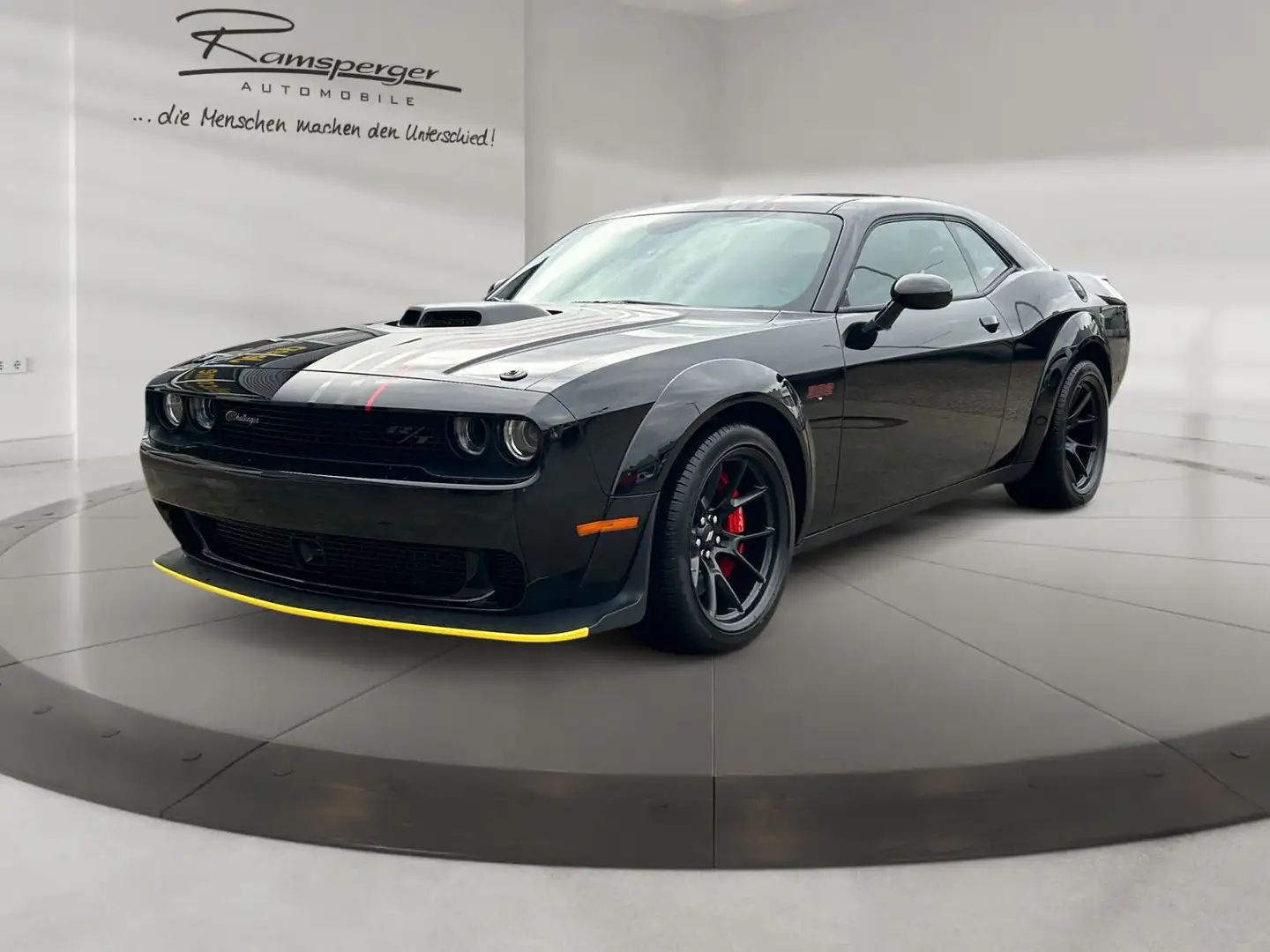 Dodge Challenger Scat Pack Widebody 6.4l Shakedown Zwart - 2