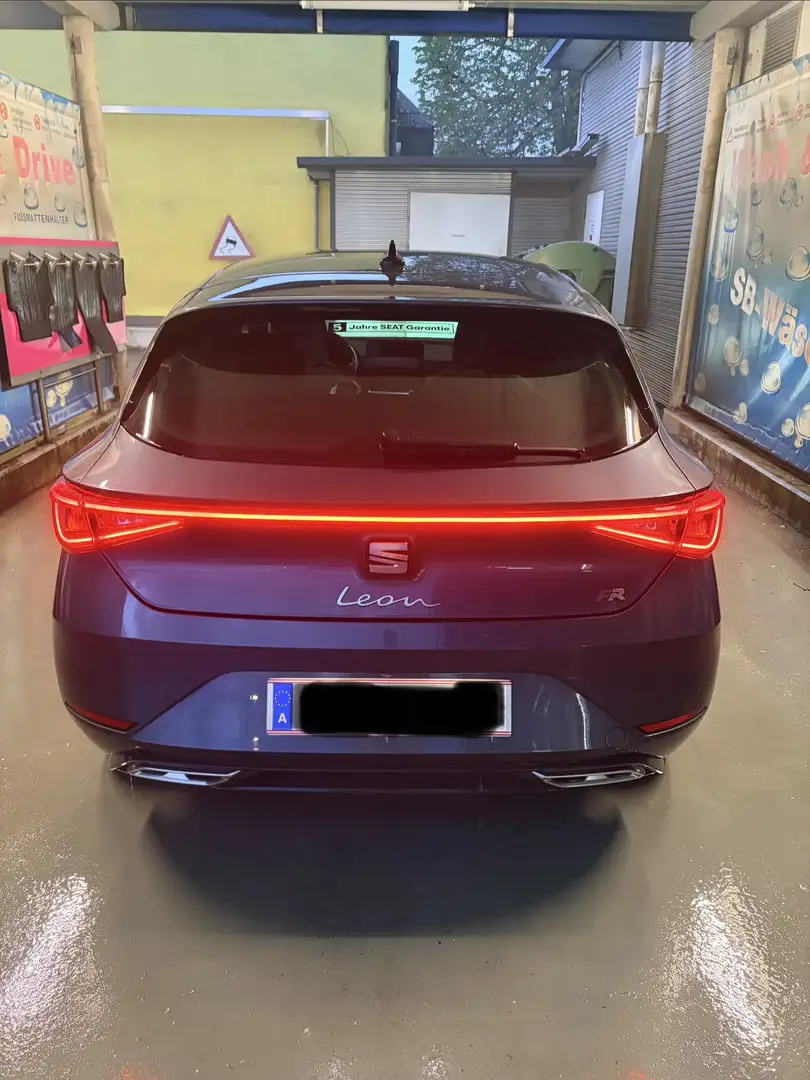 SEAT Leon 1.5 TSI ACT OPF FR Grau - 1