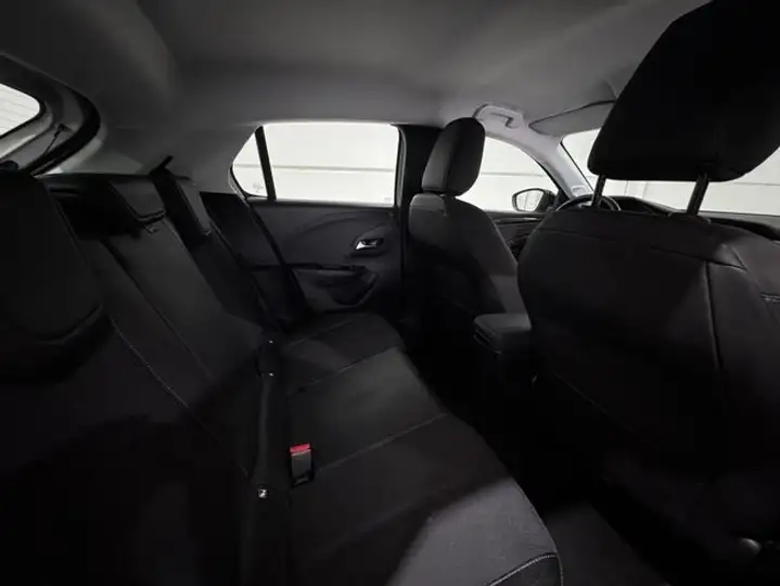 Opel Corsa 2022, foto 11