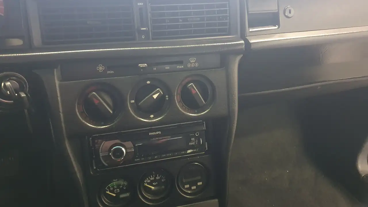 Mercedes-Benz 190 E 2.3-16 mit H-Kennzeichen, foto 6