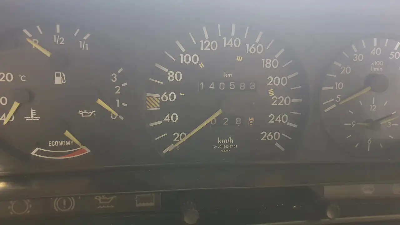 Mercedes-Benz 190 E 2.3-16 mit H-Kennzeichen, foto 7