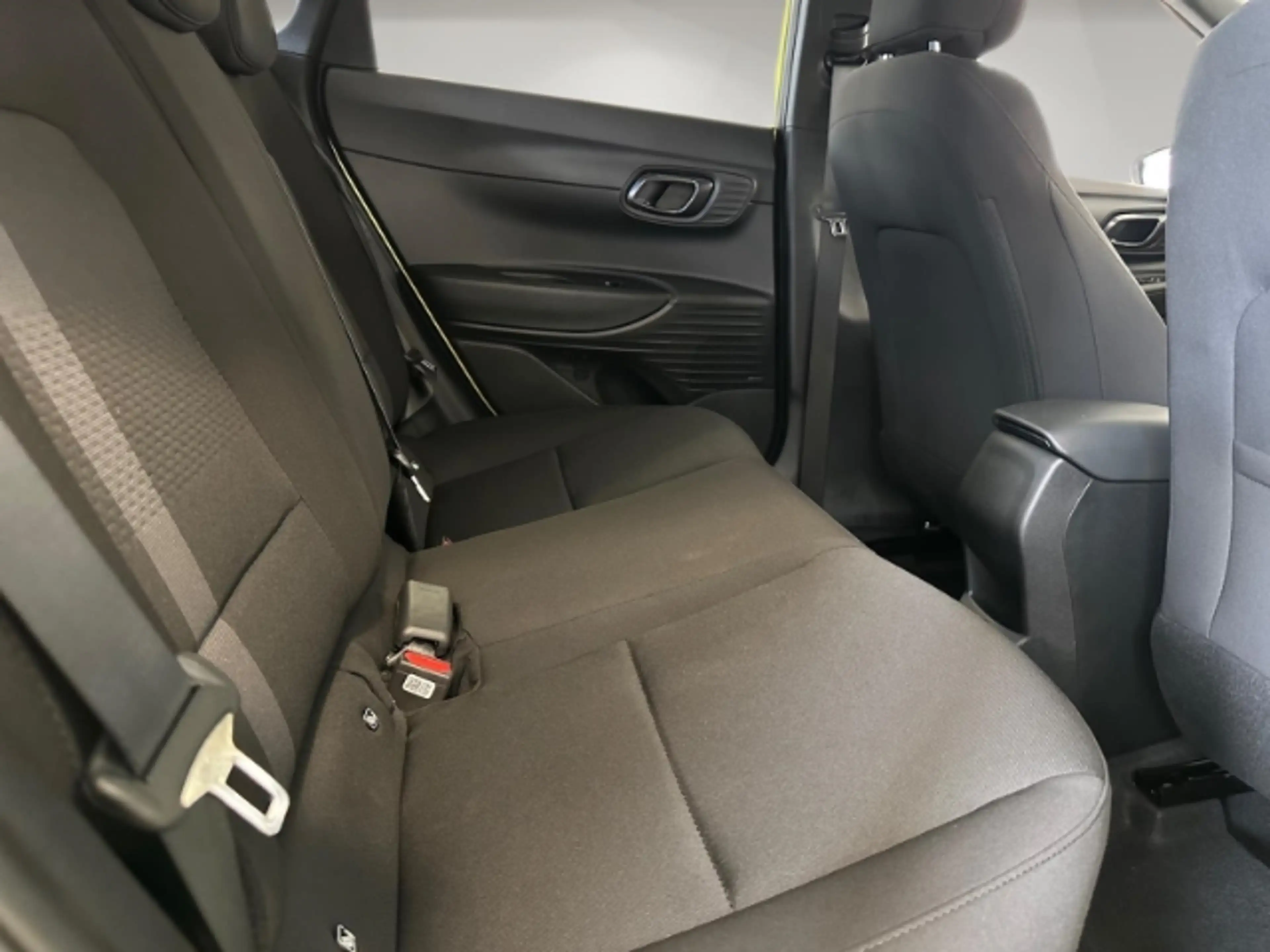 Hyundai i20 1.0 T-GDI Blackline *LED*BOSE*Sitzheizung*Klimaanl — photo 14