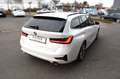 BMW 320 d Touring Sport Line Aut. *HeadUp*Pano*1.Hd* Weiß - thumbnail 4