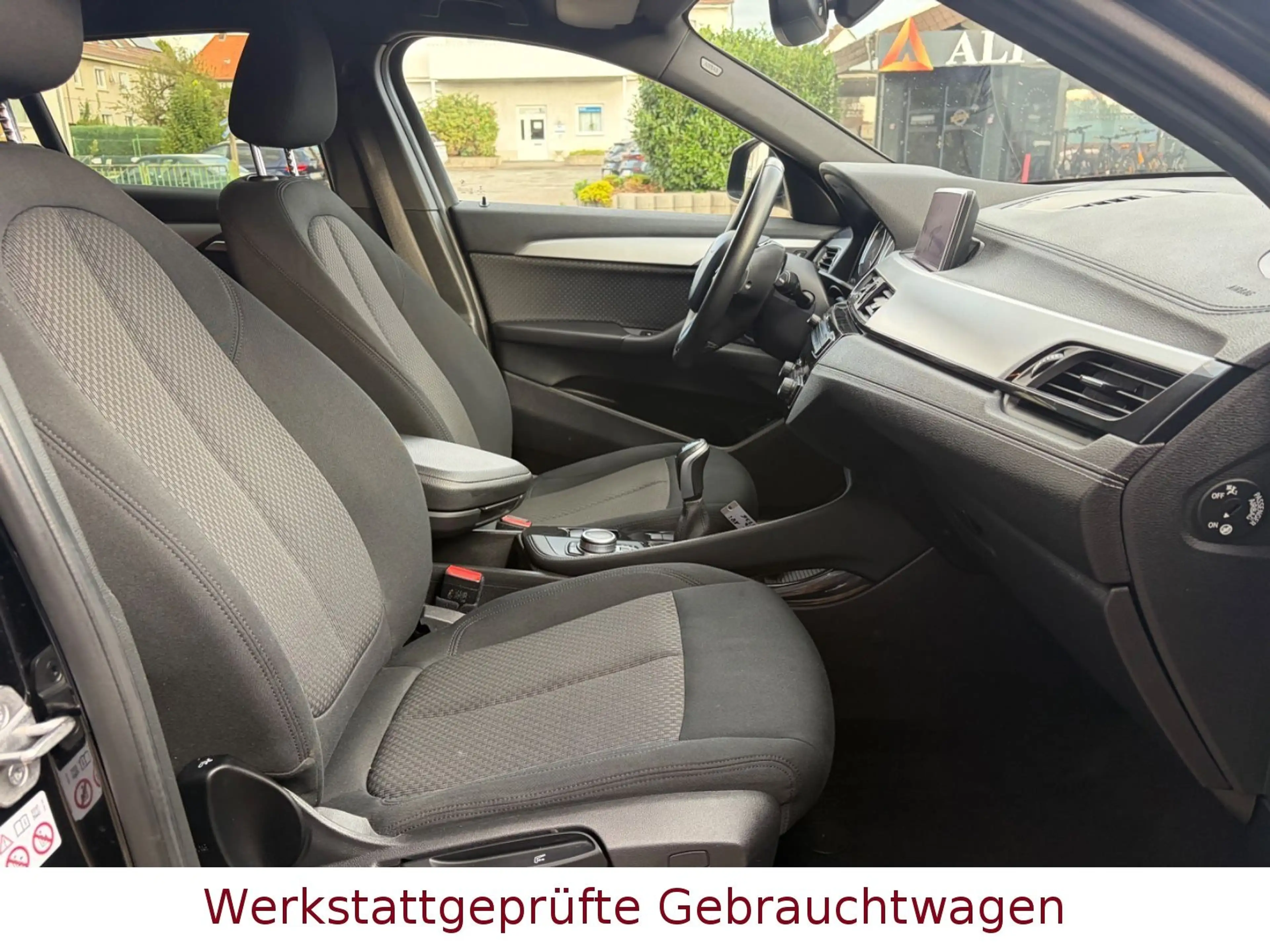 BMW X2 sDrive 18 i Advantage*LED*NAVI*SITZHEIZ*PDC* — photo 12