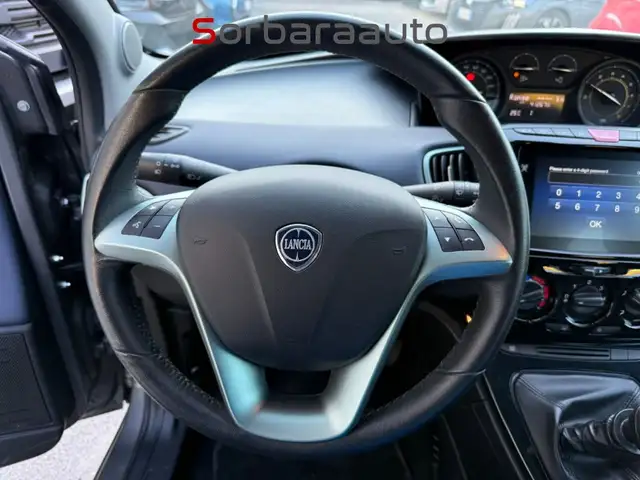 Lancia Ypsilon view 14