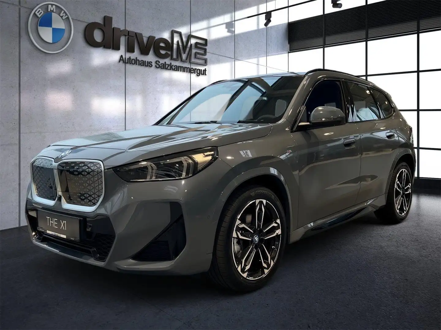 BMW iX1 eDrive20 Grigio - 2