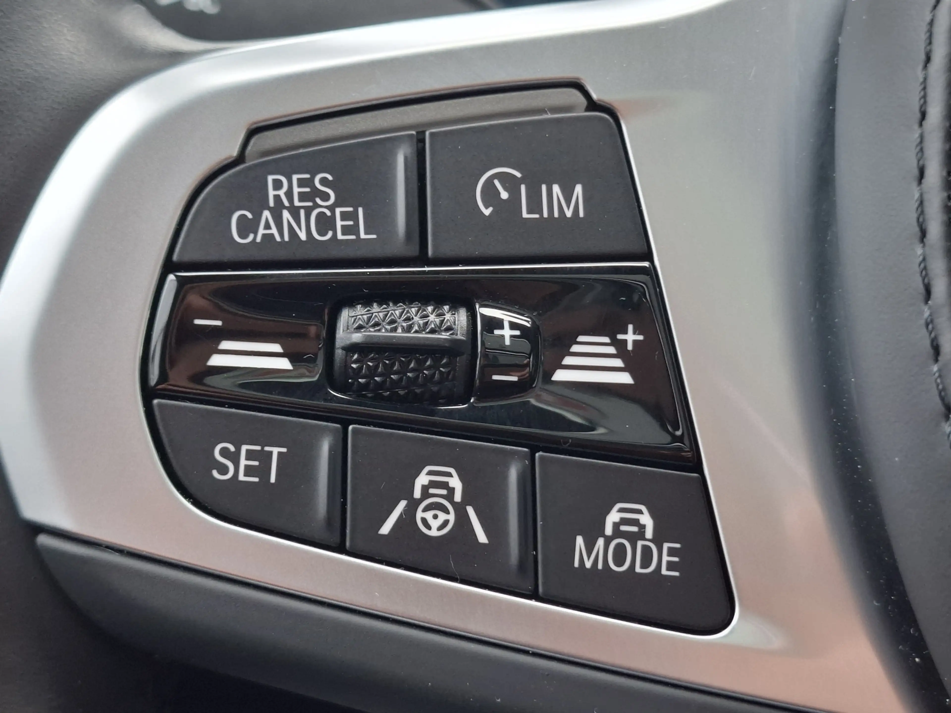 BMW iX3 High Executive M-sport 80 kWh | SoH 96.6% | Naviga — photo 31