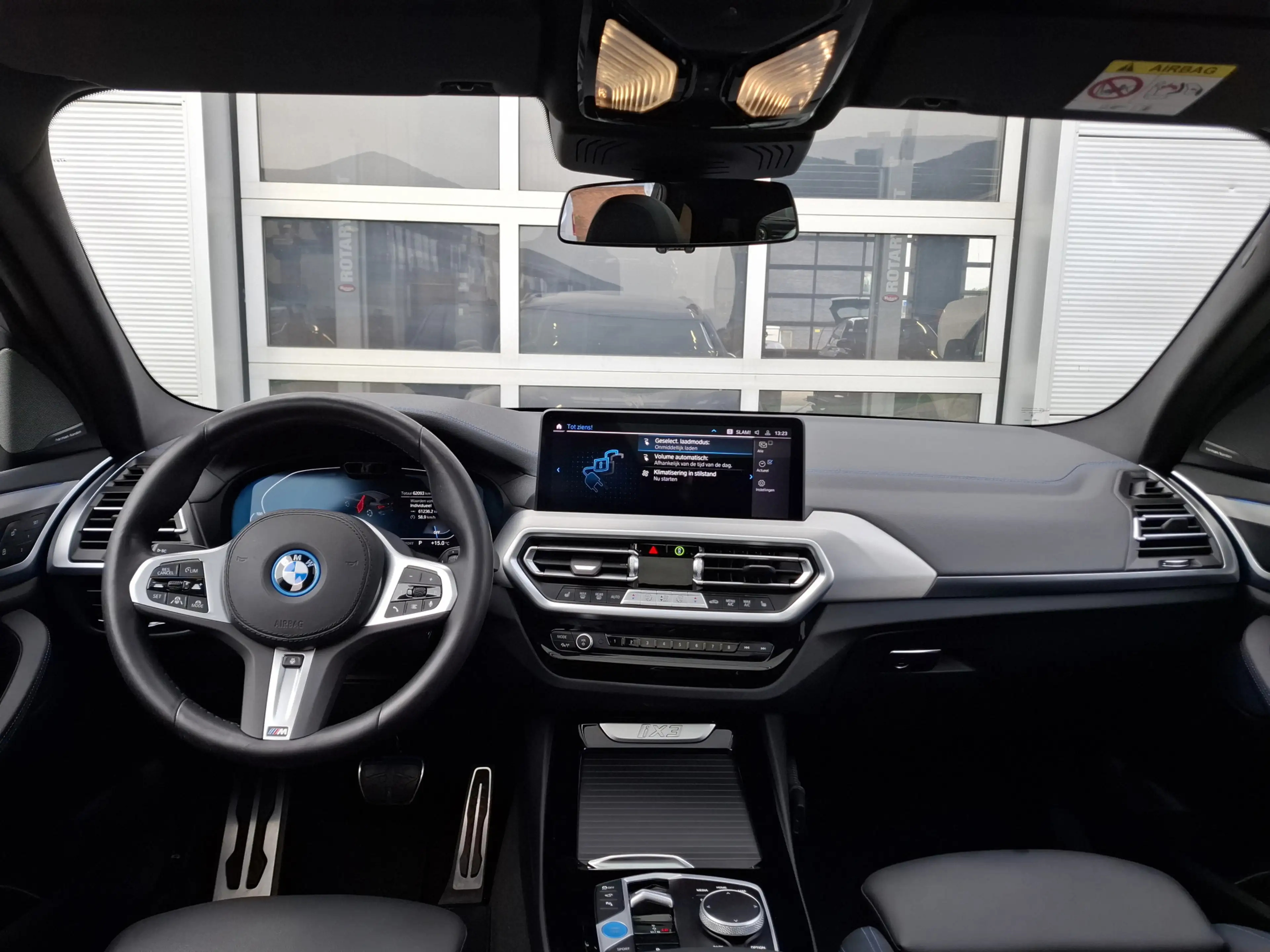 BMW iX3 High Executive M-sport 80 kWh | SoH 96.6% | Naviga — photo 5