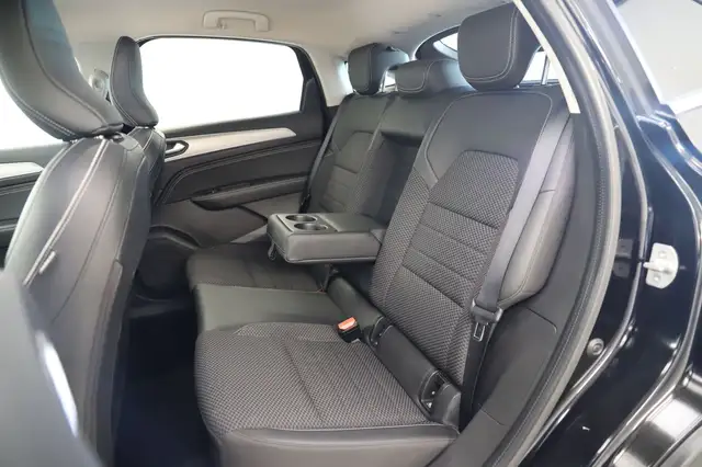 Renault Arkana view 11