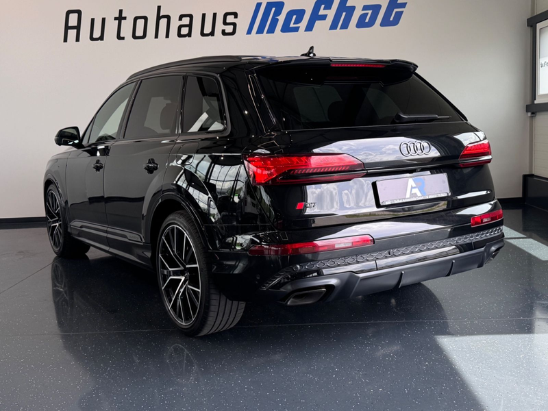 Audi Q7 55 TFSI e quattro S-line*BLACK-L*MATRIX*PANO* — photo 12