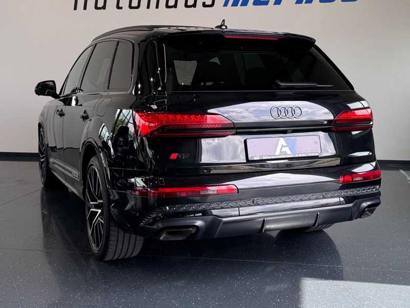 Audi Q7 55 TFSI e quattro S-line*BLACK-L*MATRIX*PANO* — photo 13