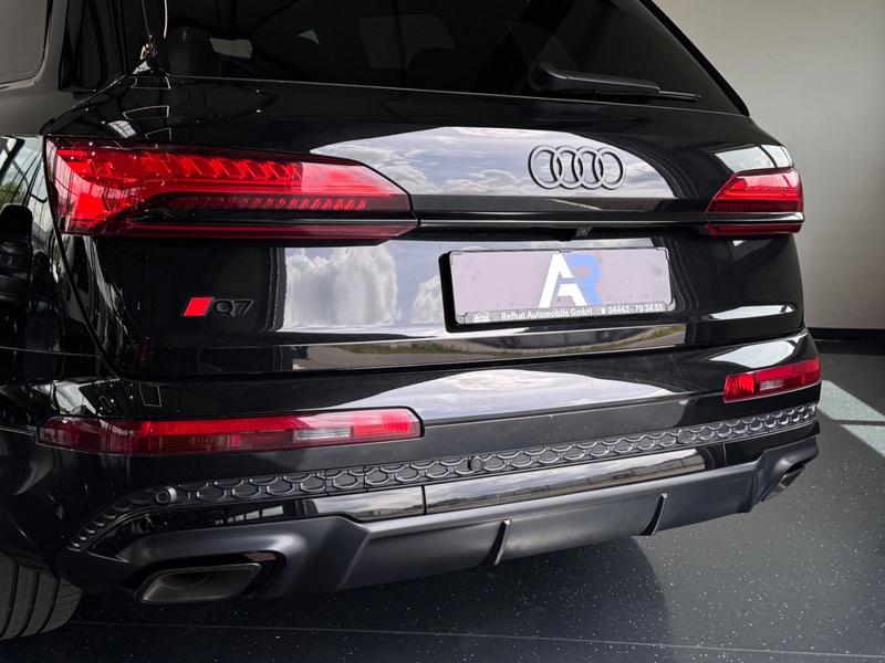 Audi Q7 55 TFSI e quattro S-line*BLACK-L*MATRIX*PANO* — photo 14