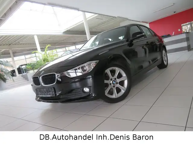 BMW 318 d Lim Navi Xenon PDC SHZ ALU